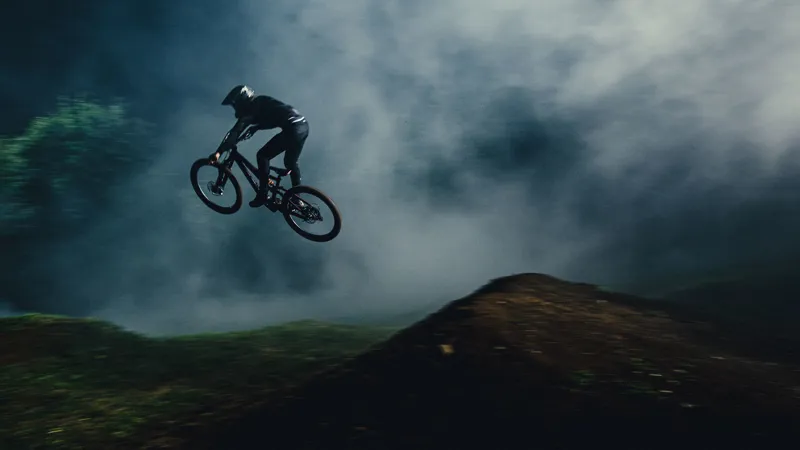 Orbea Rallon M20 Mountain Bike 2022/23 Forest Green Carbon View/Blue Stone-1